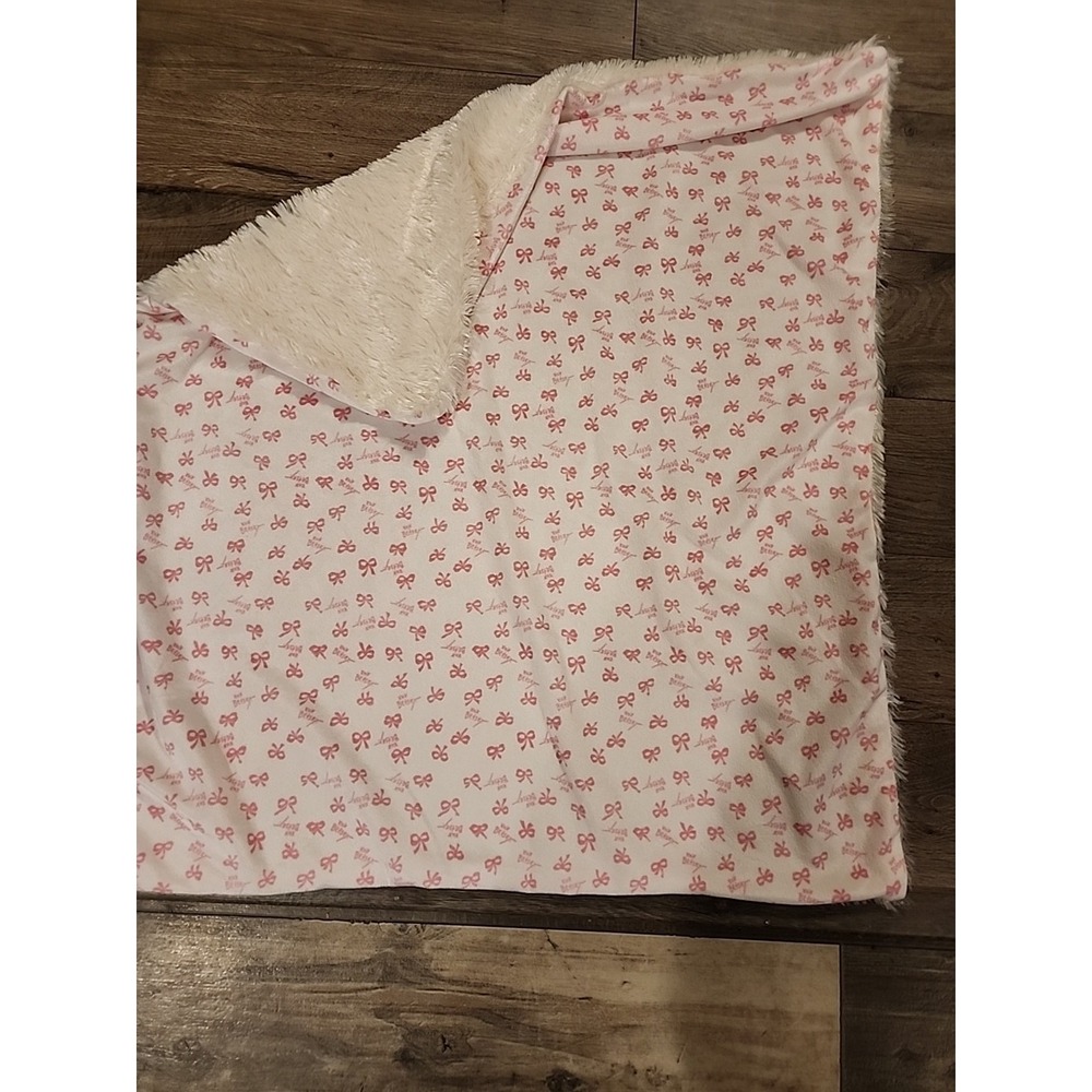 Betsey‎ Johnson Pink Bows Baby Blanket Faux Fur Fleece XOX Hard To Find HTF - Picture 2 of 5